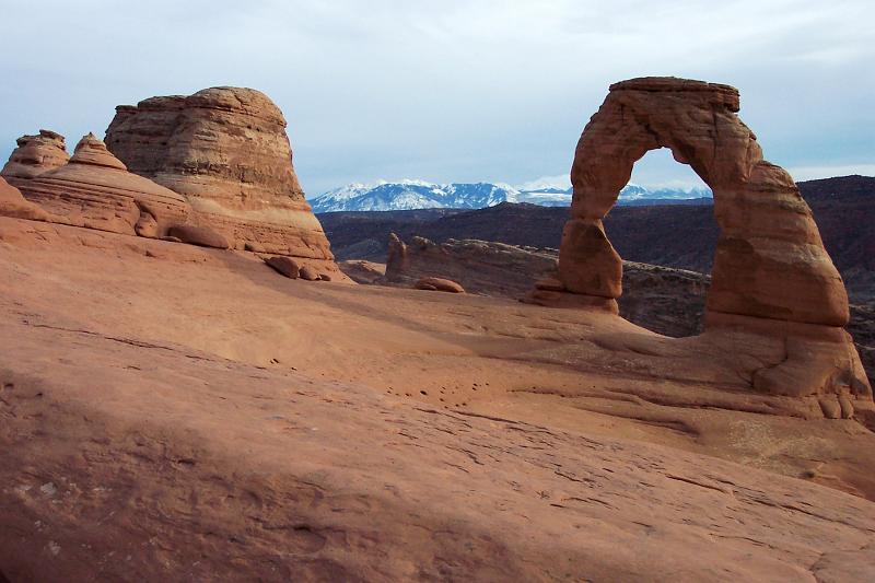 Arches - Delicate Arch 02.jpg