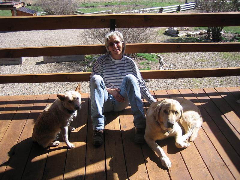 (02) Annie, Tina, & RV.jpg