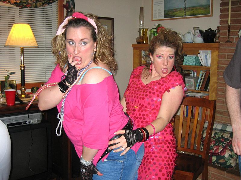 (41) Tara & Tiff.jpg