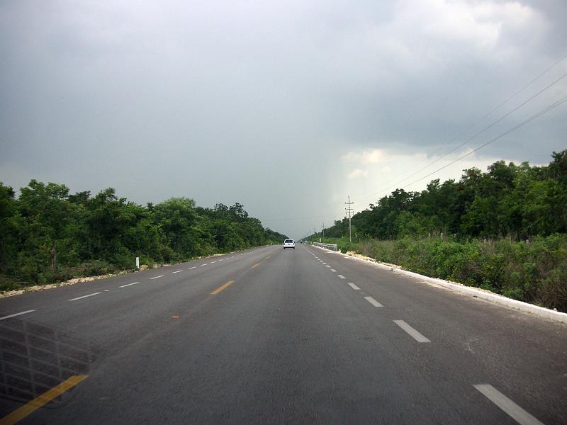 (50) Storm On The Way To Cobá.jpg - KONICA MINOLTA DIGITAL CAMERA
